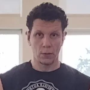 Compassion looking for job and relocate to Spain.