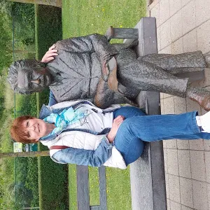 dame de compagnie dynamique douce sympathique