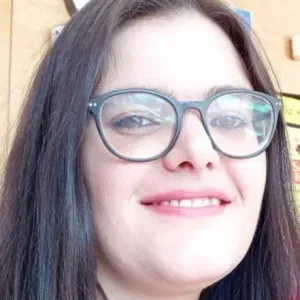 Empregada de limpeza responsável 