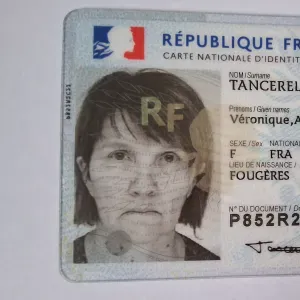 Baby sitter expérimentée aide ecole primaire