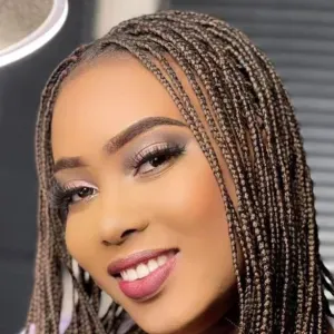 Auxiliaire de vie – Disponible et Sérieuse à Bordeaux