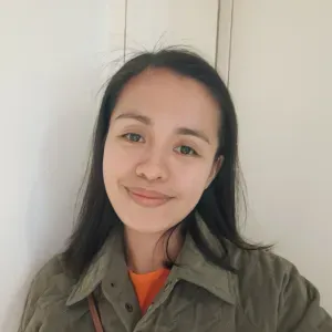 Friendly Babysitter in Paris! 