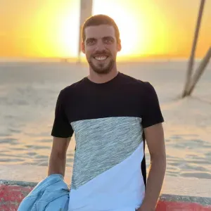 Passeio cães ou visitas para alimentação 