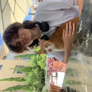 Pet-sitter à Pau  Je cherche de quoi embellir mes journées !