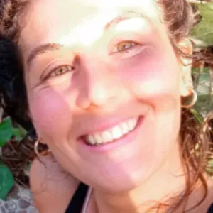 Monitora del Cole San Miguel disponible como niñera! 