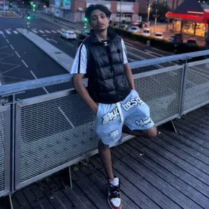 •	Disponible pour ménage et aide à domicile – Mons-en-Barœul