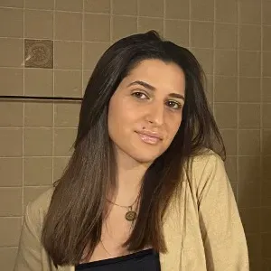 Disponível para fazer babysitting