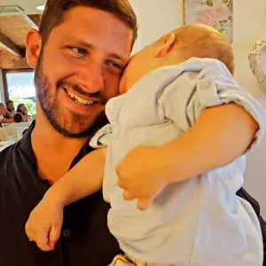 Cerco babysitter 