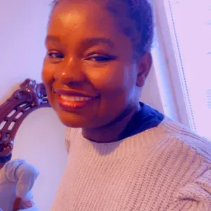 Compassionate care giver available in Bro