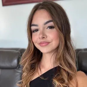 Baby-sitting disponible rapidement 