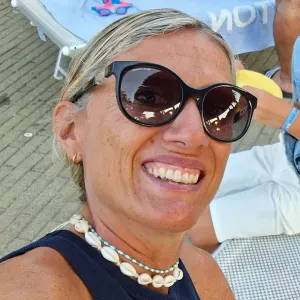 Babysitter esperta pino torinese