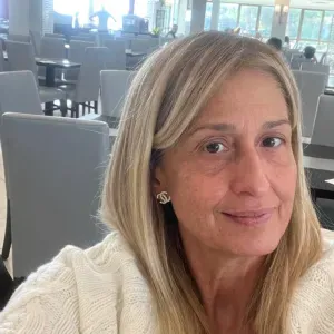 Dolce ,paziente e puntuale disponibile su Roma