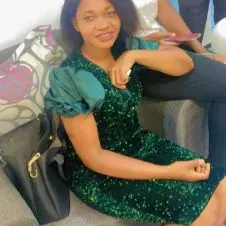 Femme de ménage à domicile à Mons disponible