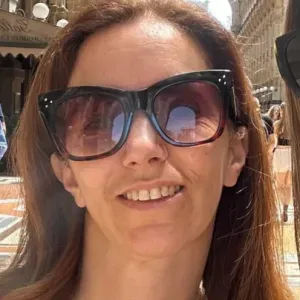 Baby-sitter Rognes et 20 kms aux  environs