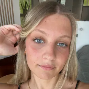 Baby-sitter étudiante sérieuse à Nice 