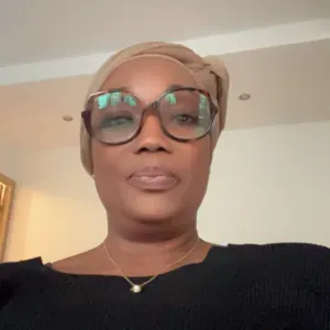 Nounou au domicile des parents