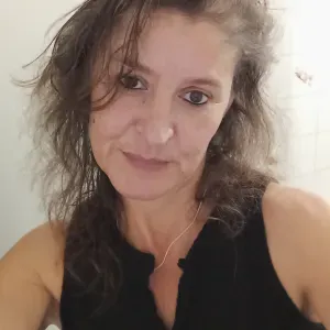 Aide aux personnes.menage.repassage a mon domicile.de corzé 