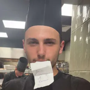 Baby sitter à Levallois peret étudiant en cuisine