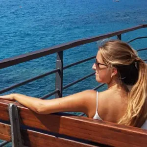 Procura-se empregada doméstica na zona de Miraflores