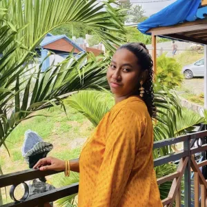 Femme de ménage à la Réunion .