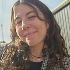 Babysitting – Alicia, 20 ans 😁