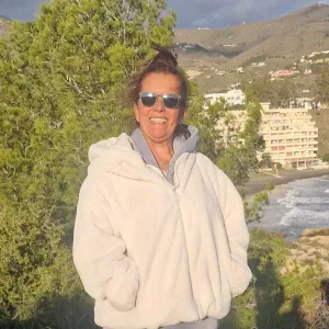 Limpeza doméstica e apoio a crianças