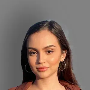 Prof particulier diplômée en mathématiques appliquées