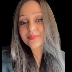 Besoin d'une baby-sitter? Je suis là pour vous!