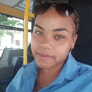 Amener a l'école et occasionnellement 