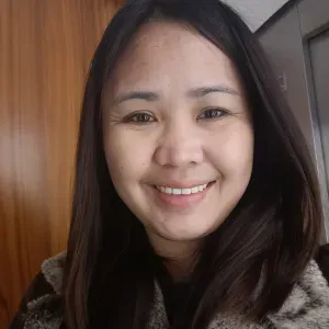 I am responsible house keeper/nanny/baby sitter.