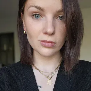 Recherche garde d'enfants. 