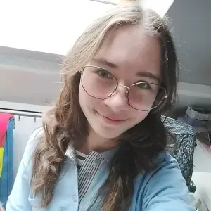 Babysitter, lycéenne d'un an d'expérience 