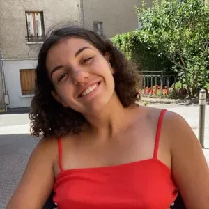 Étudiante à Sciences Po pour aide aux devoirs (7eme)