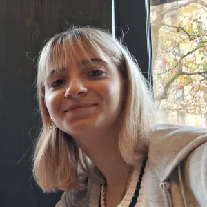 Pet-sitter in Lyon with Audi la doggilove