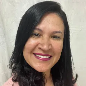 Ofereço os meus serviços. Trabalho com Limpezas.