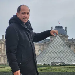 Responsible kind Housekeeper:)