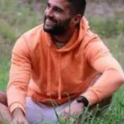 Aide à domicile et auxiliaire pour personnes fragilisées