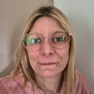 Karine femme de menage aide a domicile