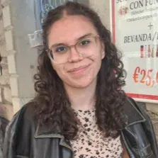 Tutor giovane e neodiplomata: aiuto compiti e ripetizioni