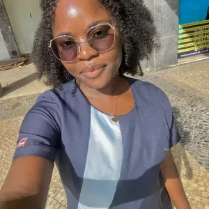 Baby-sitter profissional em Coimbra