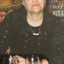 Dame serieuse disponible pour vos enfants