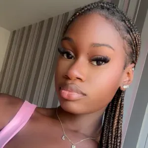 Baby-sitter sérieuse,expérimentée à Floirac  