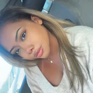  Babysitter expérimentée, douce et fiable 