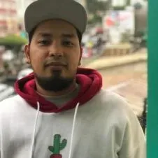 Housekeeping or houseclener