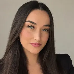 Baby-Sitter sérieuse,attentionnée disponible immédiatement