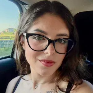 Baby sitter / aiuto compiti / dog sitter