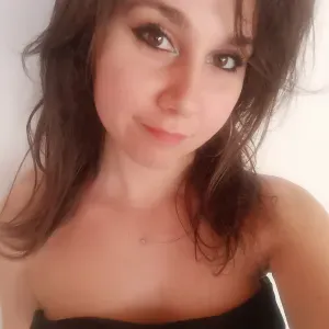 Aiuto domestico , babysitter , dogsitter