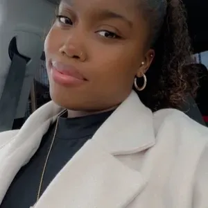 Auxiliaire de puériculture / Babysitting 