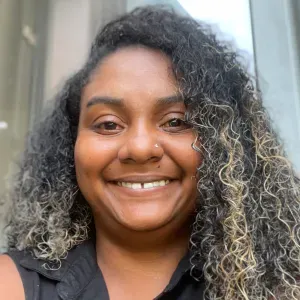 Je recherche baby sitter