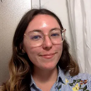 Étudiante propose aide aux devoirs et soutien scolaire